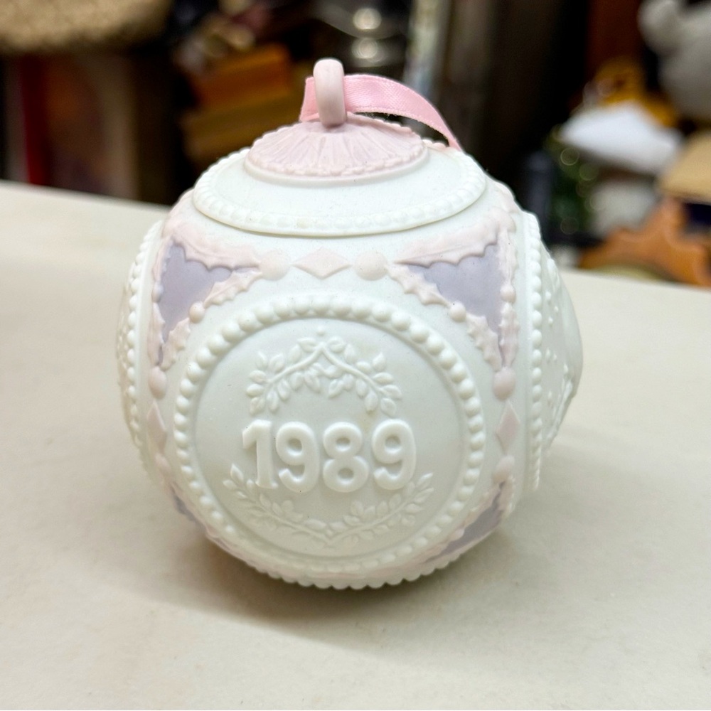 1989 Annual Ball Ornament by LLADRO